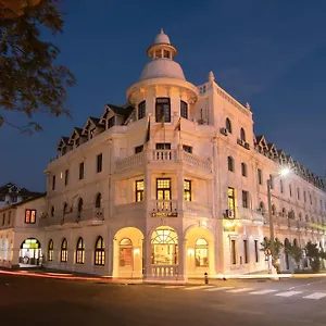 ***** Hotel Queen's Sri Lanka
