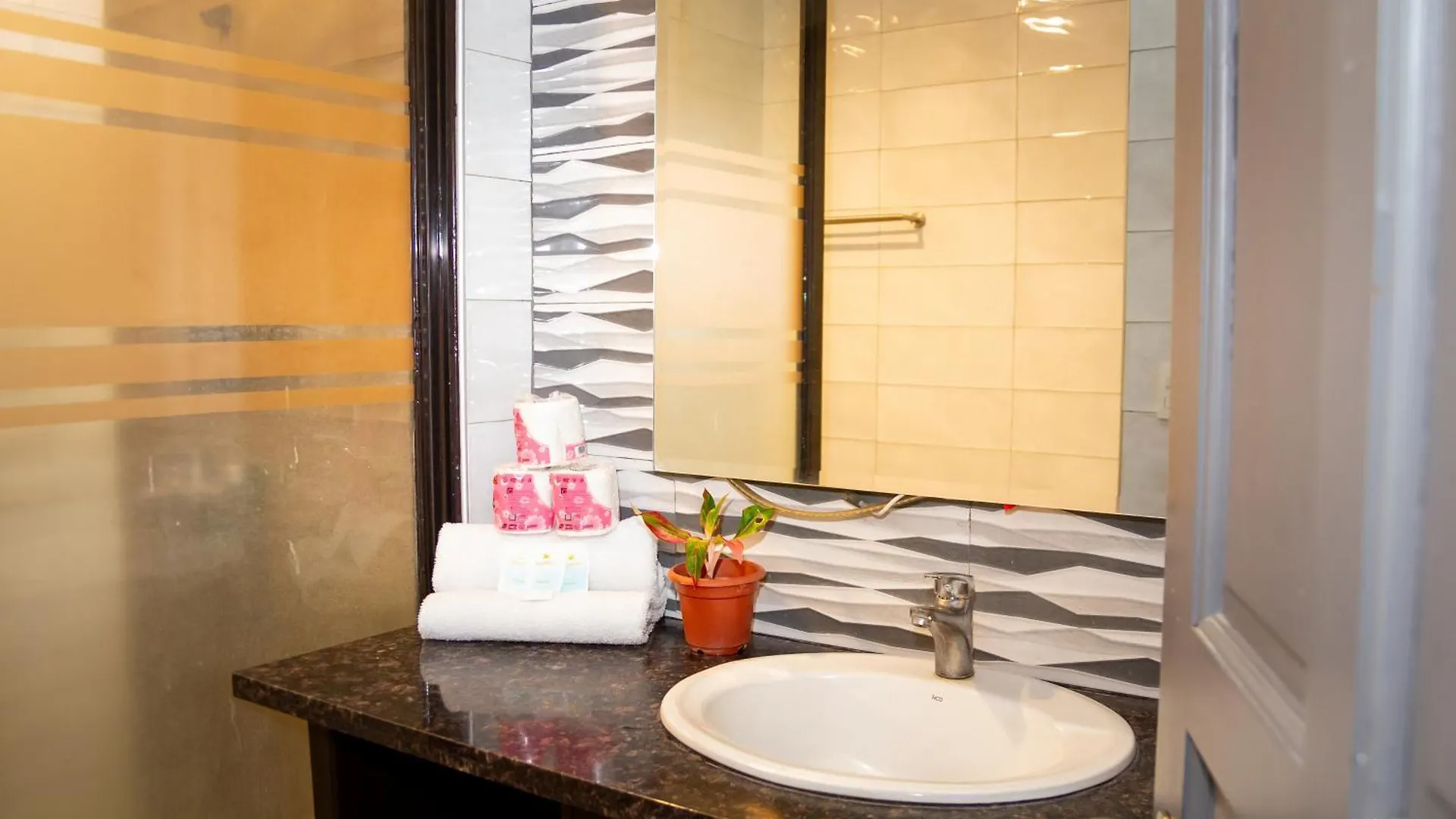 Grand Central Hotel Angeles Guest house