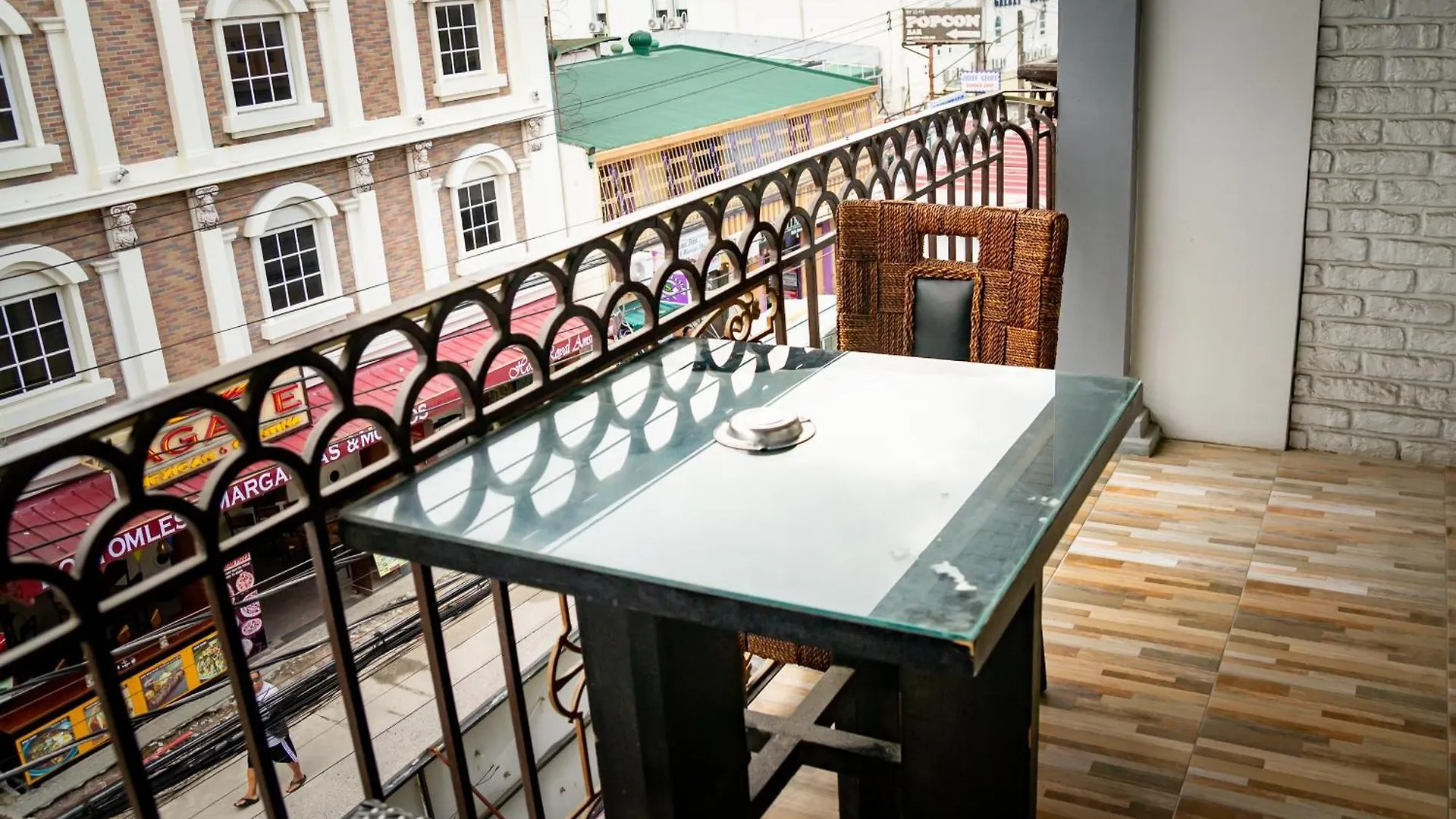 Guest house Grand Central Hotel Angeles